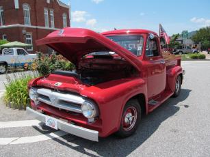 A variety of entries were featured at the record cruise-in featuring various types and years of vehicles.