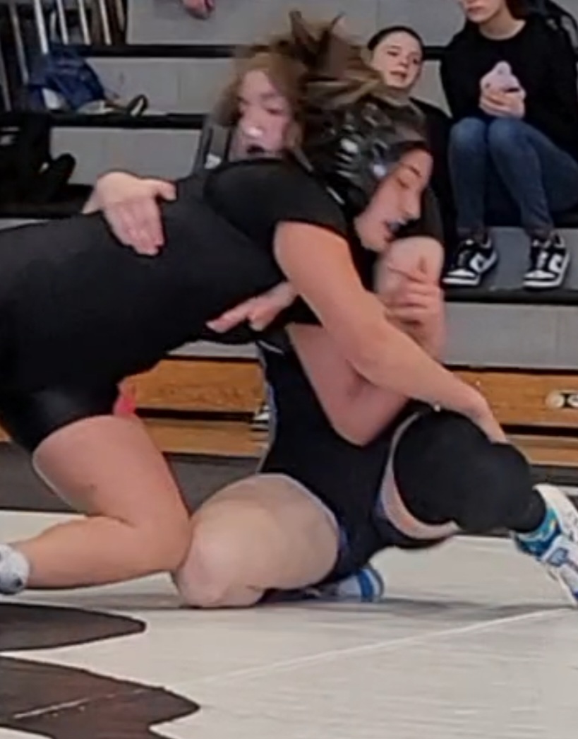 Lilliani Denton brings on a takedown at Enka Tournament.
