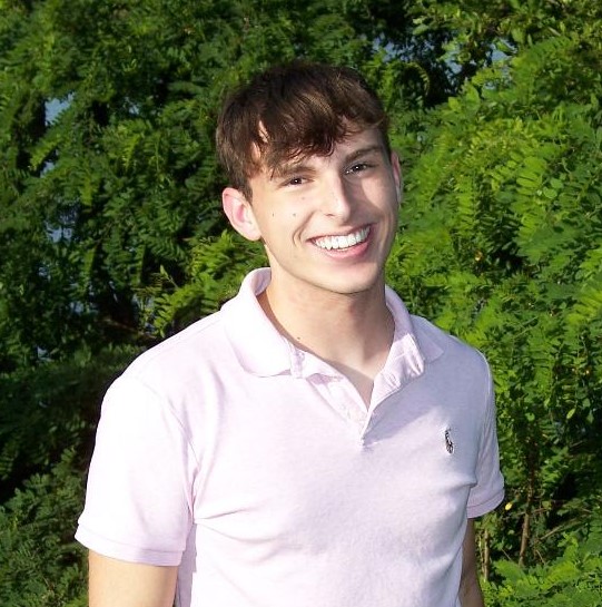 2024 scholarship recipient, vocalist Grant Hendrix.