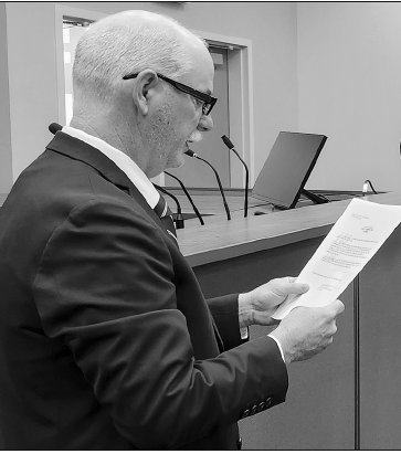 Clerk of Court Tim Barrett