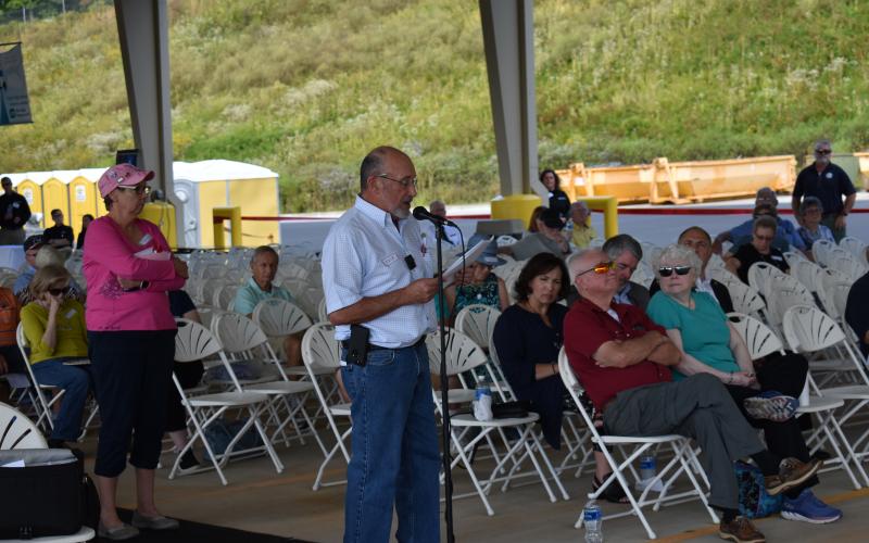 Randy Mazie spoke against the increased customer service charge, on behalf of Families Against Inequitable Rates. “I have a petition signed by more than 120 people in less than one month,” Mazie said, reading from the petition.  Lorrie Ross • Clay County Progress