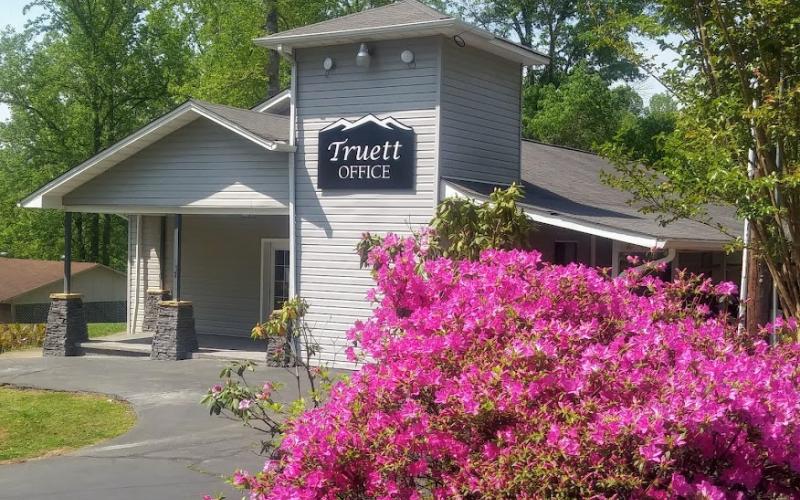 ruett Camp has been an institution in Clay County since the early 1950's. In addition to boys and girls summer camps, they offer many other programs.