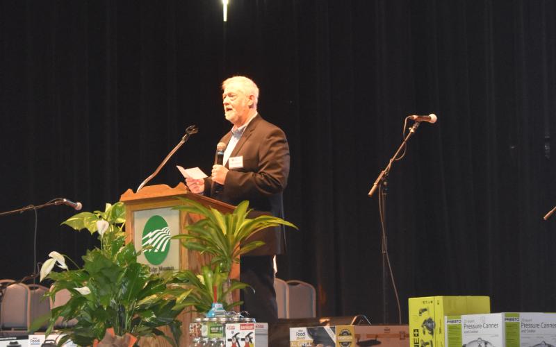 Lorrie Ross • Clay County Progress BRMEMC General Manager Allan Glidewell gave the manager's report which was applauded by attendees, He also made jokes as he called names for door prizes which ranged from small appliances and power tools to Walmart and Ingles gift cards.