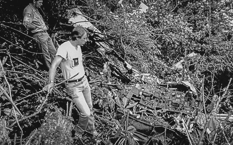 Dale Holland (L) U.S. Forest Service and Bud Talley, Macon County deputy shown at scene of crash.