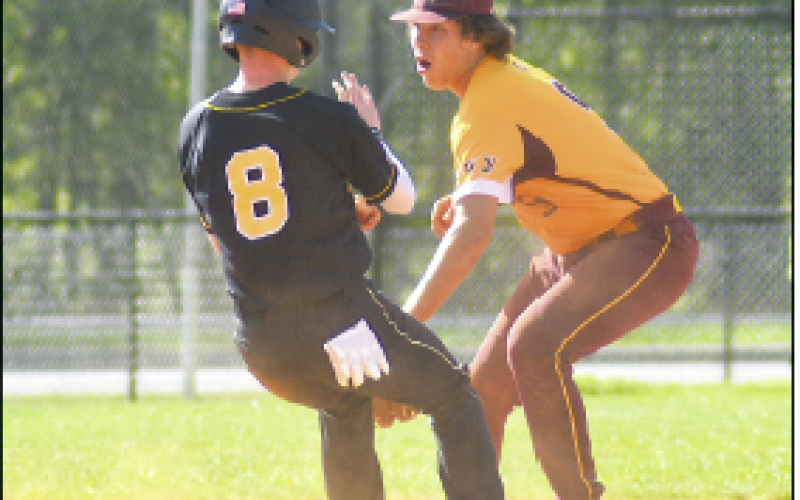 Gary Corsair • Clay County Progress Yellow Jacket Peyton McGaha steals second base against Cherokee.