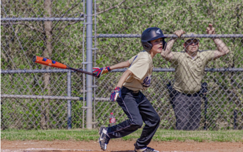 Photo•Chris Harper  Porter Hood takes his turn on batters mound controlling the bat.