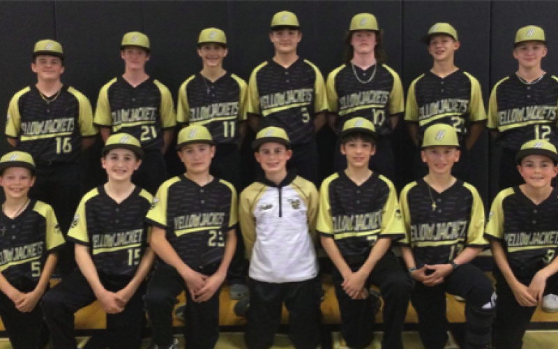 The Hayesville Middle School Baseball consists of, front, from left, Hunter Hill, Rhett Sellers, Robbie Barter, Brady Gerdes, Daxon Bruggers, Jacob Cody and Porter Hood; back, from left, Landon Cheeks, Silas Lovingood, Brady Reynolds, Daemien Soto, Lawson Bailey, Micah Moss and Carson Reece.