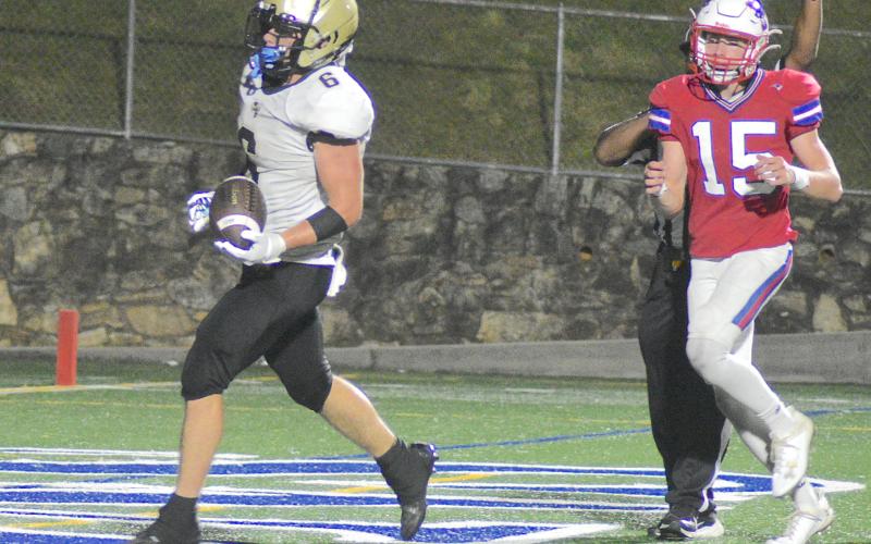 Gary Corsair • Clay County Progress Sophomore Tre Graves, No. 6, is Hayesville's second leading rusher, second in tackles and tied with Taylor McClure for most touchdowns, 7.