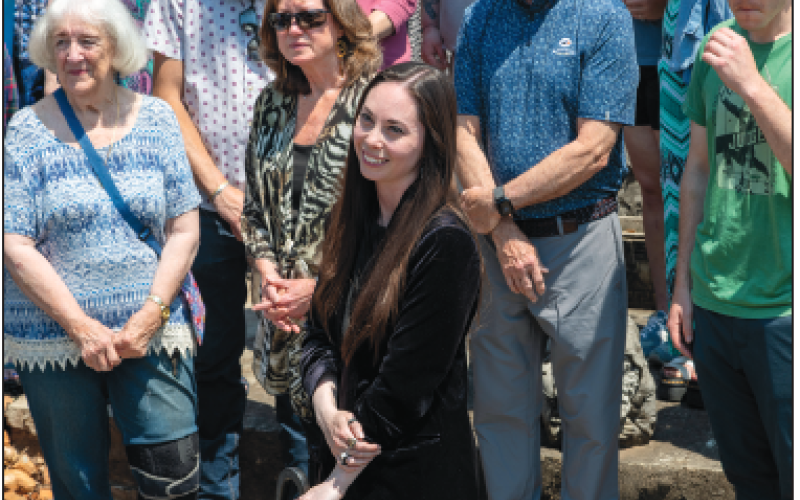 Photo • Kristopher Squibb  Rachel Watson front center; Gail Watson and Billie Shelburn on left.