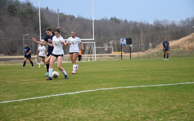 Norashae Patterson • Clay County Progress Aydah Judd and Camilia Nava Gamez fight to gain control of the ball.