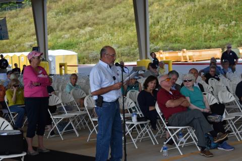 Randy Mazie spoke against the increased customer service charge, on behalf of Families Against Inequitable Rates. “I have a petition signed by more than 120 people in less than one month,” Mazie said, reading from the petition.  Lorrie Ross • Clay County Progress