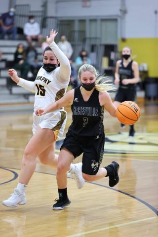 (Kelli Graves • Clay County Progress Senior) Lizzy Brusini puts on the brakes to allow the offense time to set up in hopes of a score. 