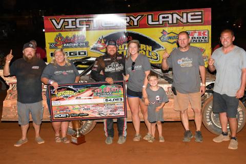 (Courtesy of Southern Nationals Series) Kenny Collins and crew celebrate his first Southern Nationals win at the place the calls his favorite track.