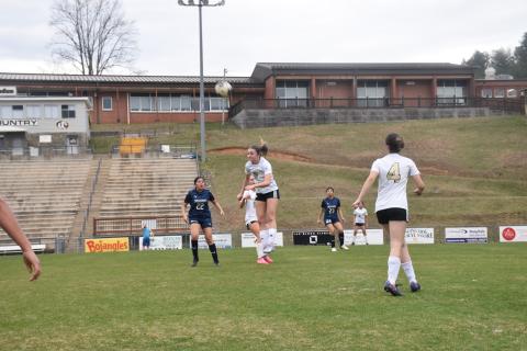 Norashae Patterson • Clay County Progress Reese Seagars stops the ball any way she can.