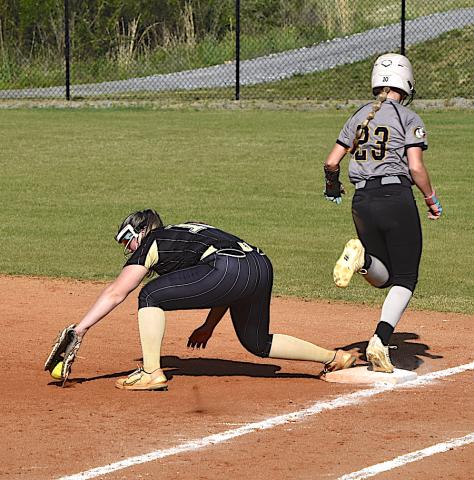 Gary Corsair • Clay County Progress Lady Jacket first baseman Danielle Anderson stretches to solve a low throw at first base against Murphy on Tuesday.